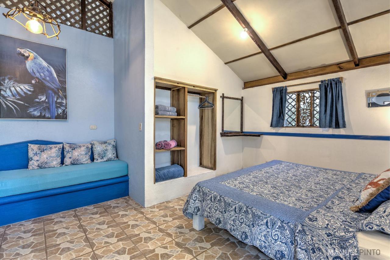 Casa Violeta Beach House In Punta Uva Luaran gambar